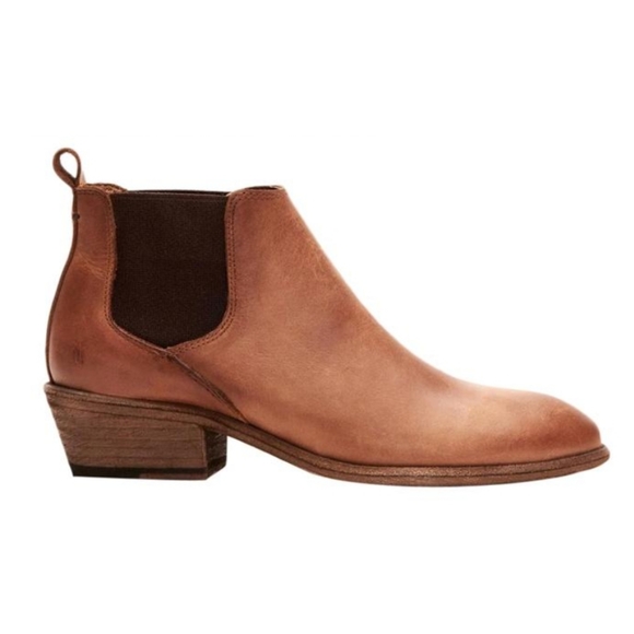 Frye Women's Carson Chelsea Ankle Boots - Picture 1 of 12